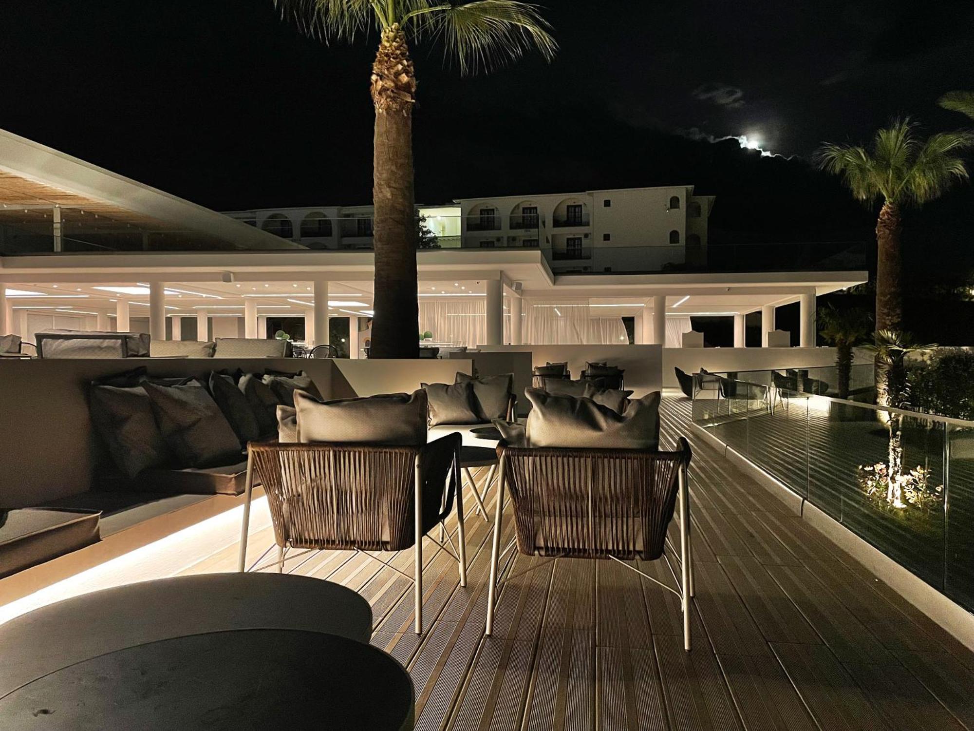 Akrathos Beach Hotel Ouranoupoli Exterior foto