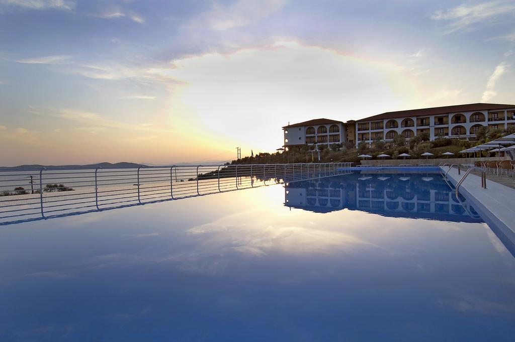 Akrathos Beach Hotel Ouranoupoli Exterior foto